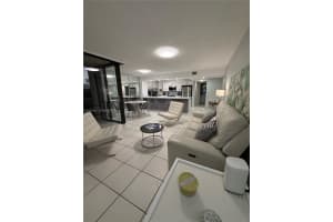 825 Egret Cir 511 Delray Beach, FL 33444 - MLS#A11959536