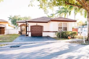 16158 Sw 68th Ter, Miami