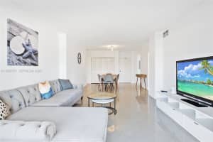 1985 S Ocean Dr 2m Hallandale Beach, FL 33009 - MLS#A11959557