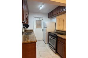 2420 Diana Dr 204 Hallandale Beach, FL 33009 - MLS#A11959572