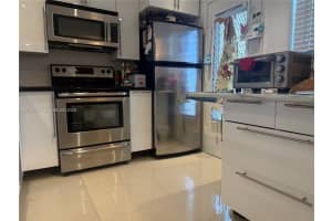 319 Ne 14th Ave 603, Hallandale Beach