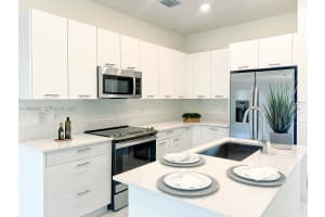 8001 Nw 41st St F-206 Doral, FL 33166 - MLS#A11959594