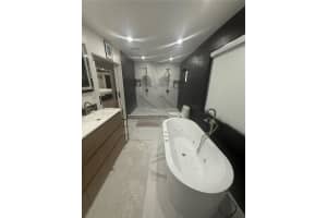 3050 Sw 26th St Miami, FL 33133 - MLS#A11959607