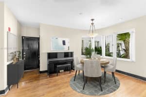 711 14th St 4 Miami Beach, FL 33139 - MLS#A11959619