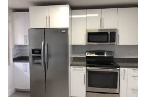 161 Lakeview Dr 204 Weston, FL 33326 - MLS#A11959628