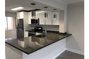 161 Lakeview Dr 204 Weston, FL 33326 - MLS#A11959628