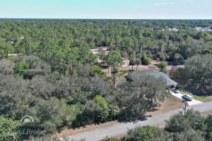 414 Lake Ave Lehigh Acres, FL 33972 - MLS#A11959633