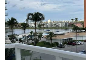 1301 Ne Miami Gardens Dr 425w, Miami