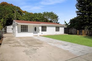 2311 Fletcher St Hollywood, FL 33020 - MLS#A11959717