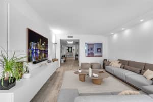 791 Crandon Blvd 501 Key Biscayne, FL 33149 - MLS#A11959718