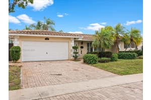 1113 N 46th Ter Hollywood, FL 33021 - MLS#A11959720