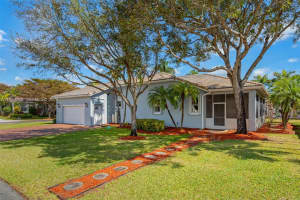 2570 Se 4th Pl Homestead, FL 33033 - MLS#A11959740