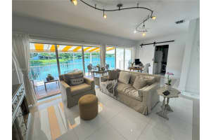 7002 Holly Rd Miami Lakes, FL 33014 - MLS#A11959747