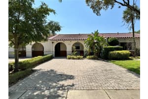 7002 Holly Rd Miami Lakes, FL 33014 - MLS#A11959747