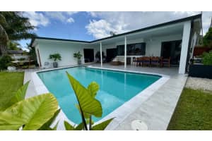 6705 Ficus Dr, Miramar