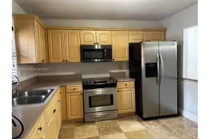 6380 W 27th Ln 105-20 Hialeah, FL 33016 - MLS#A11959765