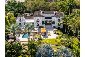 555 Arvida Pkwy, Coral Gables