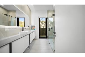 1629 Ne 4th Pl Fort Lauderdale, FL 33301 - MLS#A11959811