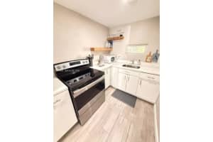 1151 Ne 18th St 2 Fort Lauderdale, FL 33305 - MLS#A11959829