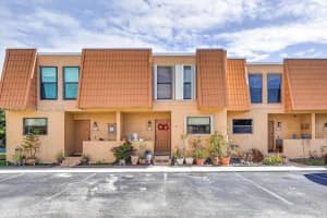 9125 Limetree Ln 168, Pembroke Pines