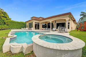 10291 Sweet Bay St Plantation, FL 33324 - MLS#A11959879