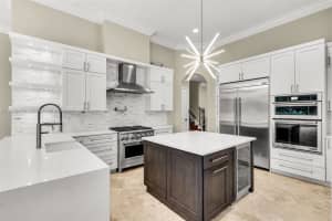 10291 Sweet Bay St Plantation, FL 33324 - MLS#A11959879