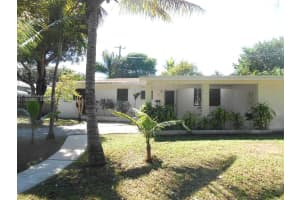 MLS# A11959882, North Miami, Florida 33161