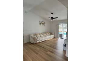 2359 Kings Crest Rd Kissimmee, FL 34744 - MLS#A11959897