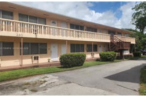 280 Sw 11th Ave 5 Hallandale Beach, FL 33009 - MLS#A11959916