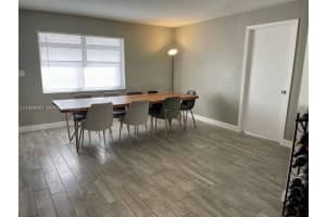 637 Sw 3rd Ave 2 Fort Lauderdale, FL 33315 - MLS#A11959921