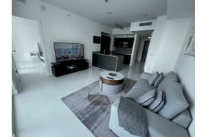 1080 Brickell Ave 3904 Miami, FL 33131 - MLS#A11959928