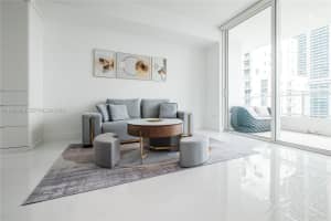 1080 Brickell Ave 3904 Miami, FL 33131 - MLS#A11959928