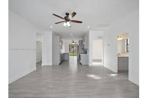 141 W 16th St, Riviera Beach