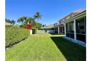 1107 Fairfield Meadows Dr Weston, FL 33327 - MLS#A11960005