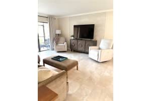 437 Lakeview Dr 104 Weston, FL 33326 - MLS#A11960055