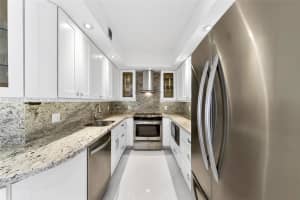 1950 S Ocean Dr Phn Hallandale Beach, FL 33009 - MLS#A11960065