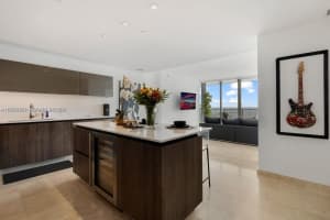 88 SW 7th St Apt 3410, Miami, FL 33130, Sold 06/17/26