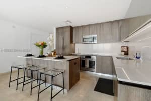 88 SW 7th St Apt 3410, Miami, FL 33130, Sold 06/17/26