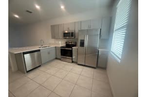 2025 Viewfinder 2025 Kissimmee, FL 34758 - MLS#A11960089