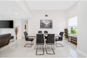 31 Se 12th St Pompano Beach, FL 33060 - MLS#A11960102