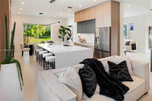 16012 Opal Creek Dr Weston, FL 33331 - MLS#A11960107