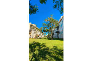 701 Three Islands Blvd 201 Hallandale Beach, FL 33009 - MLS#A11960141