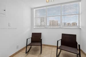 100 Golden Isles Dr 406 Hallandale Beach, FL 33009 - MLS#A11960175