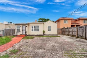 MLS# A11960177, Miami, Florida 33135