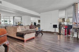 905 Brickell Bay Dr 1121 Miami, FL 33131 - MLS#A11960197