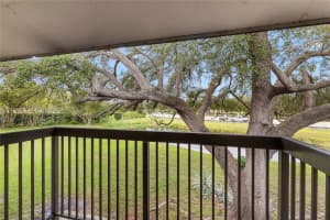 6061 Shaker Wood Cir APT 206, Tamarac, FL 33319, - MLS#A11960200