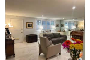 11960 Ne 19th Dr 15 North Miami, FL 33181 - MLS#A11960235