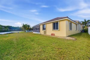 833 Crestview Cir Weston, FL 33327 - MLS#A11960236