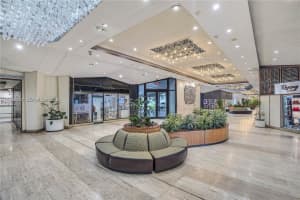 999 Brickell Bay Drive 1202 Miami, FL 33131 - MLS#A11960254