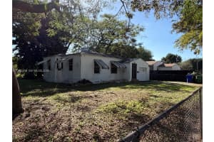 1070 Nw 44th St Miami, FL 33127 - MLS#A11960259